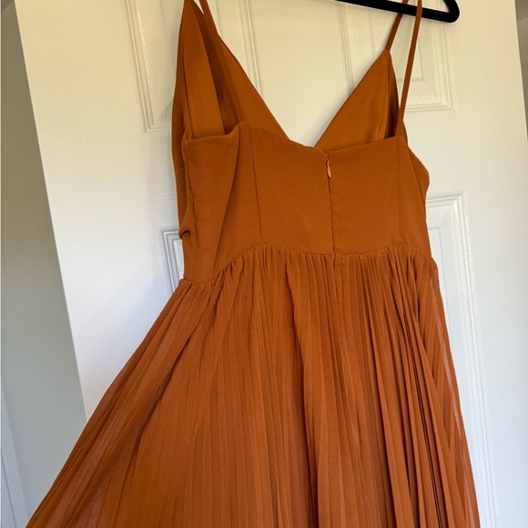 Fame and Partners Quinn bridesmaids dress - Picture 4 of 6